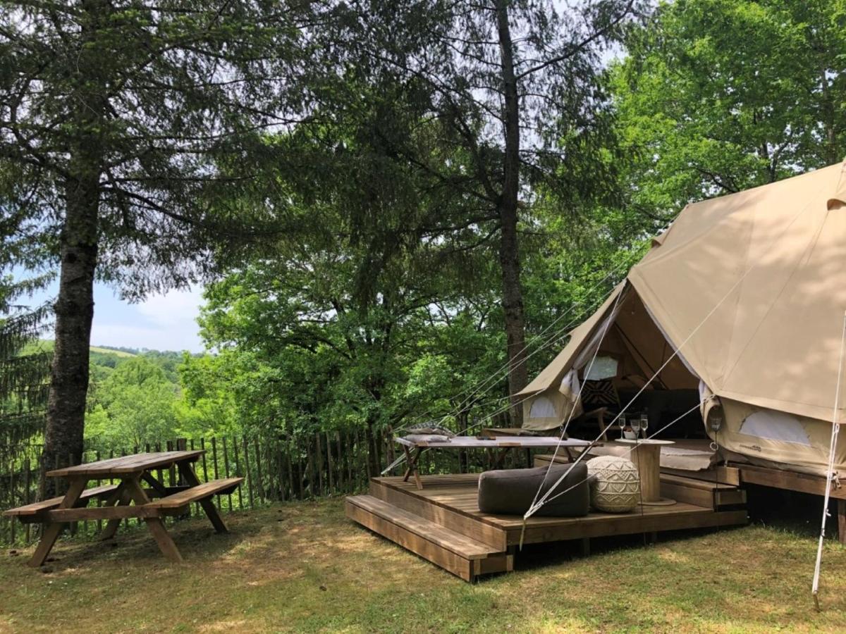 Camping Moulin De Chaules Saint-Constant Exterior photo