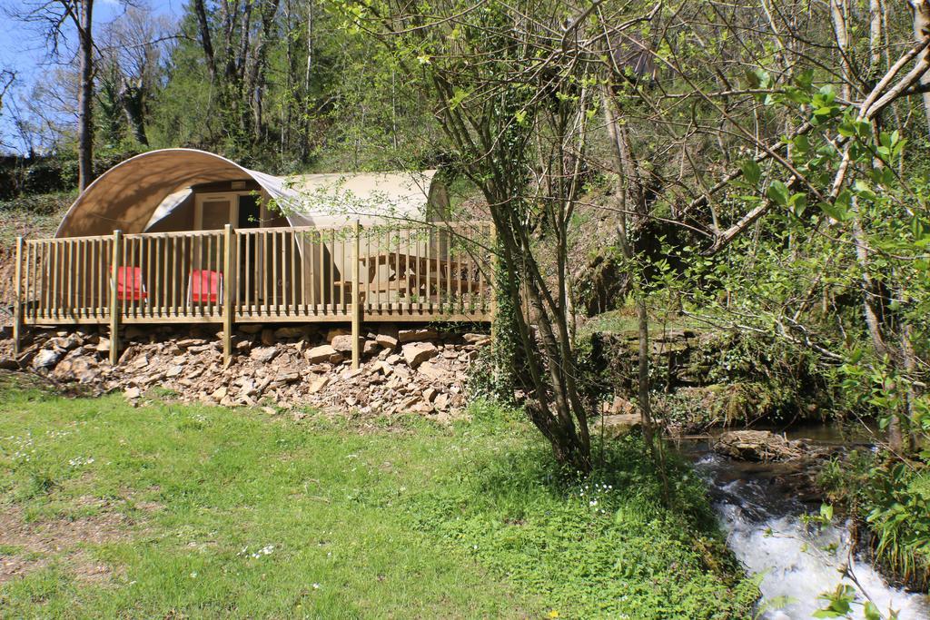 Camping Moulin De Chaules Saint-Constant Exterior photo