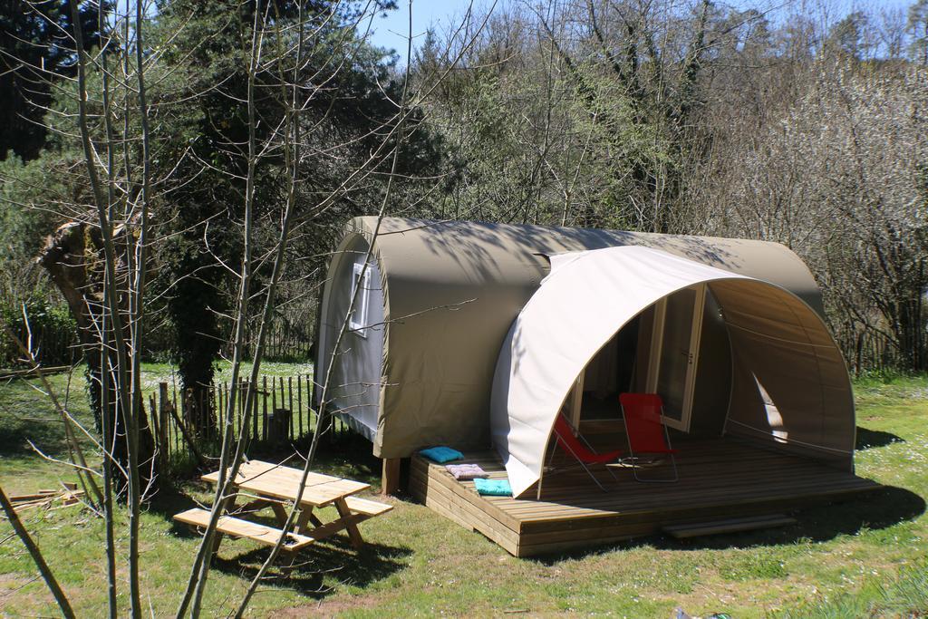 Camping Moulin De Chaules Saint-Constant Exterior photo